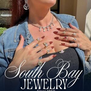 Elegant Gold and Pink Gemstone Ring